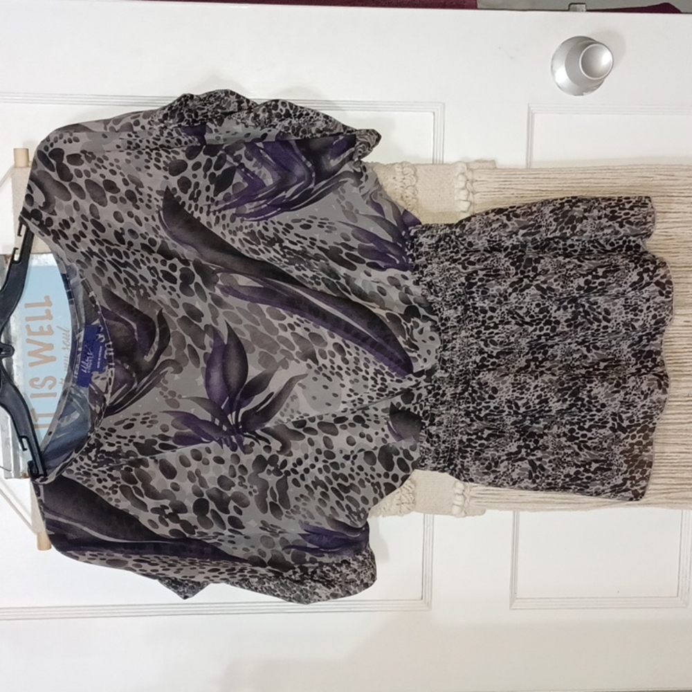 Miley Cyrus MAX Blouse